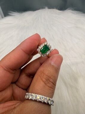 Solid 18k Gold Natural Emerald & Topaz.
